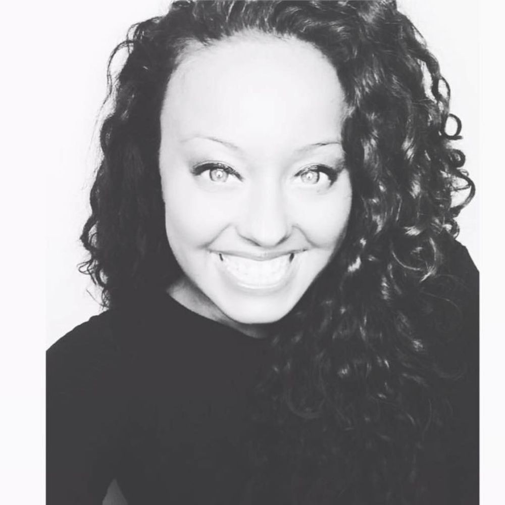 Meet your Posher, Alexis